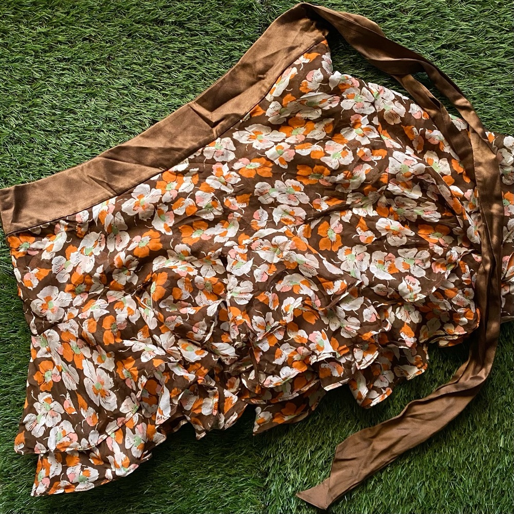 Abercrombie & Fitch floral mini skirt